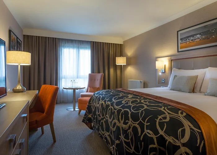 Best Hotels at Manchester Airport with Parking
