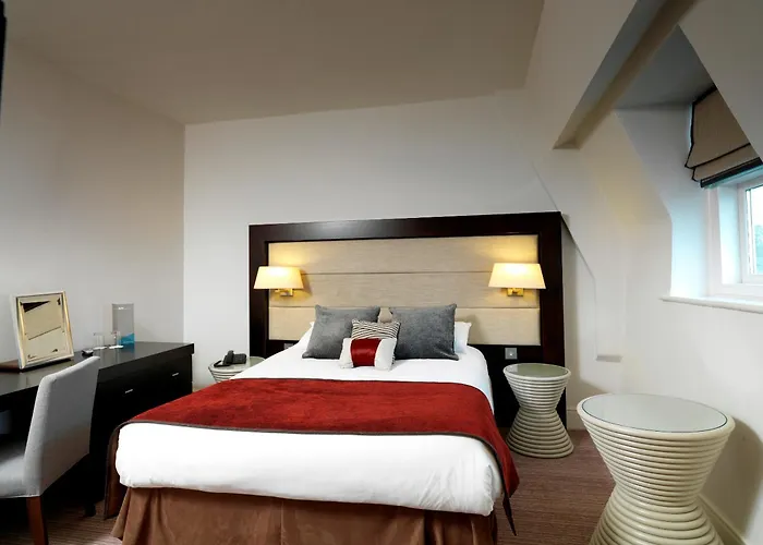 Top Exeter Hotels Offering Complimentary Parking